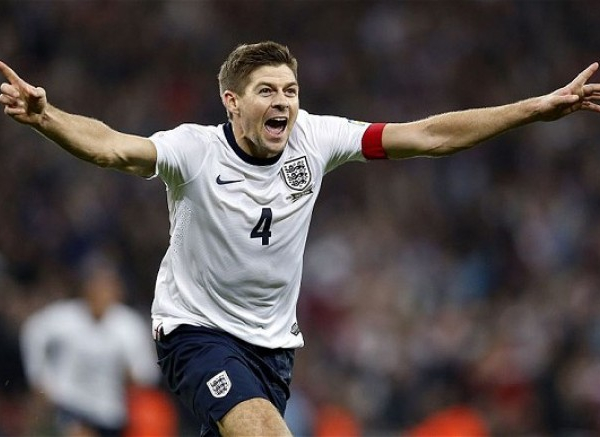 Steven Gerrard: "Inglaterra debe enfrentar el miedo que le impide despegar"