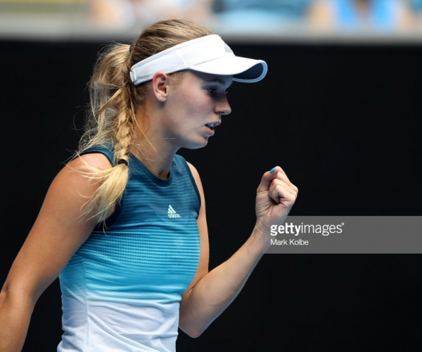 Australian Open: Caroline Wozniacki overpowers Johanna Larsson
