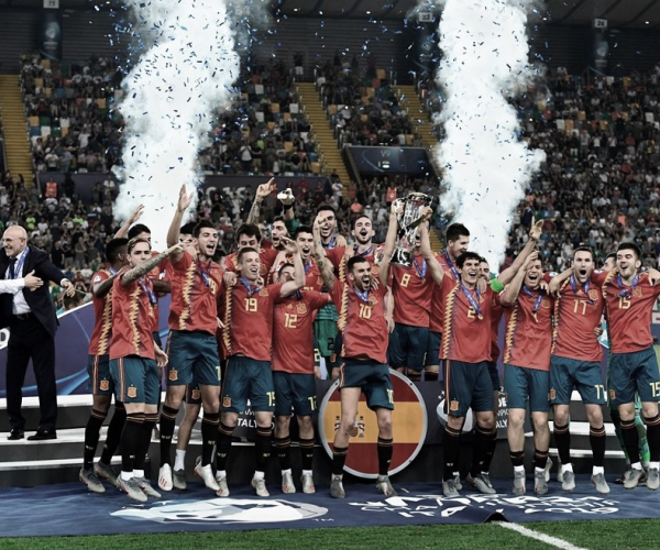 La Selección Española sub-21 se renueva tras su último éxito 