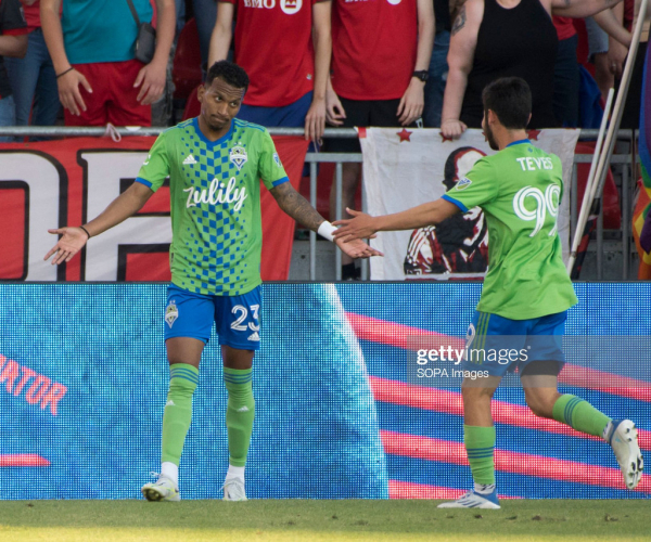 Toronto FC 0-2 Seattle Sounders: Shorthanded visitors take all three points