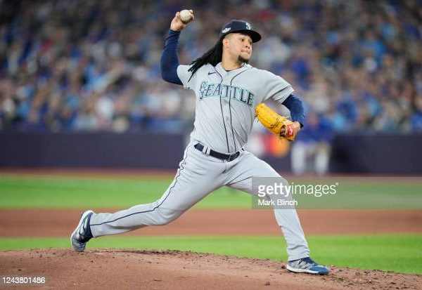 2022 American League Wild Card Series: Castillo overpowers Blue Jays as Mariners take Game 1