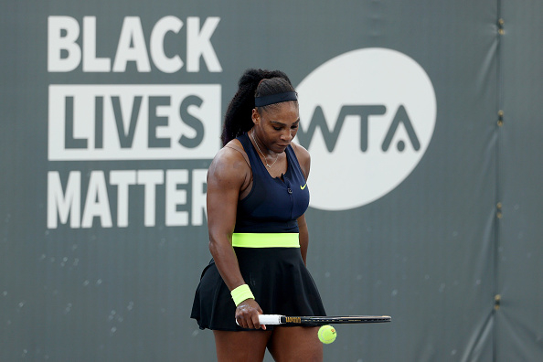 WTA Lexington: Serena Beats Venus in All-Williams Battle