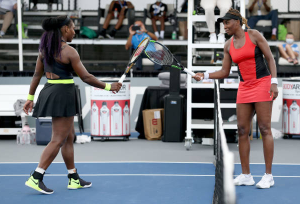 WTA Lexington Day 4 wrapup: Serena tops Venus; Rogers, Bellis, Teichmann reach quarterfinals 