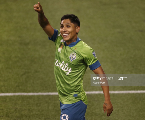 Vancouver Whitecaps 0-2 Seattle
Sounders: Rave Greens secure Play-off place with first victory in four
matches 