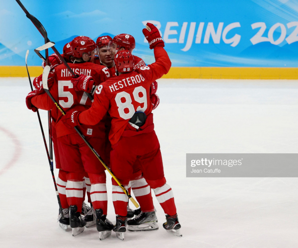 2022 Winter Olympics: ROC begins title defense with narrow victory over Switzerland