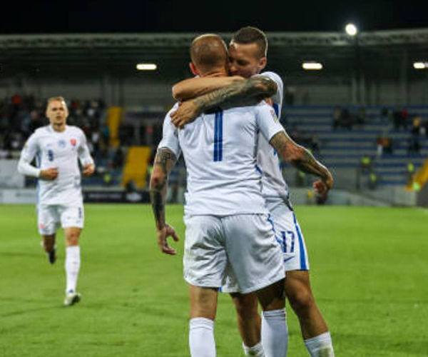 Summary and goals of Slovakia 2-0 Bosnia Herzegovina in UEFA Euro 2024 Qualification
