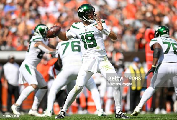 New York Jets produce stunning comeback to defeat Cleveland Browns