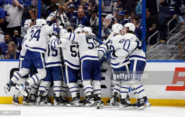 2023 Stanley Cup Playoffs: Tavares winner clinches series for Maple Leafs in Game 6 victory over Lightning