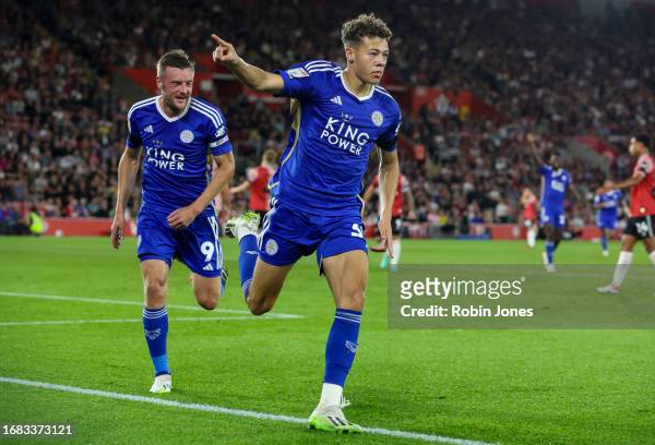 Southampton 1-4 Leicester City: Foxes run riot to go top of the table
