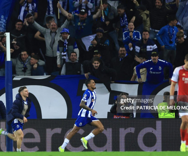 Porto 1-0 Arsenal: Galeno strikes at the death to issue Gunners warning