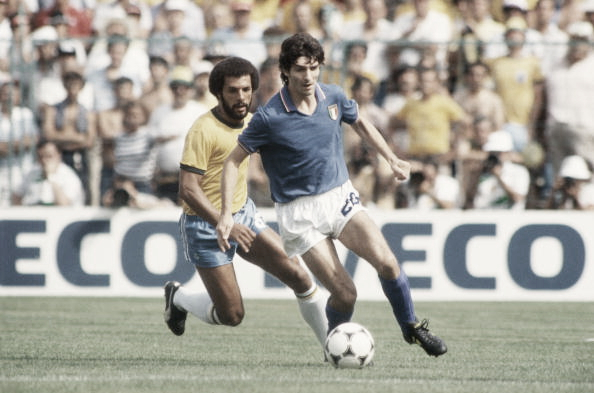 Artilheiro da Copa do Mundo em 1982, Paolo Rossi morre aos
64 anos na Itália