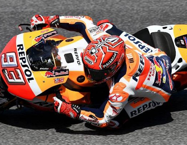 MotoGP, a Marquez le umide FP1 di Barcellona