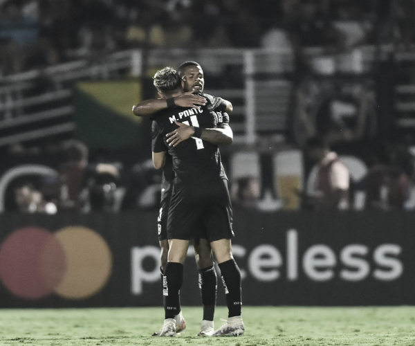 Botafogo empata com RB Bragantino e avança para fase de grupos da Libertadores