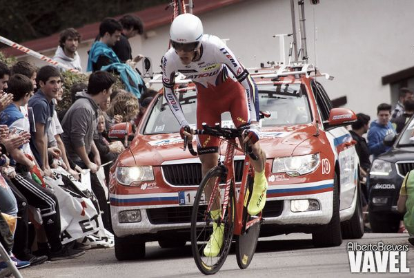 Giro d'Italia 2015, cronometro Treviso - Valdobbiadene: vince Kiryenka, Contador ancora rosa
