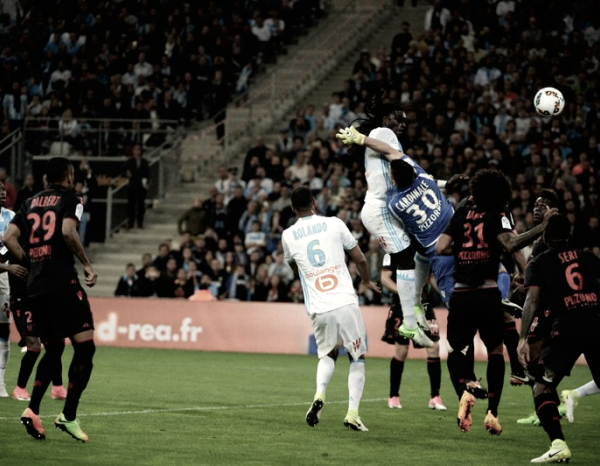 Resumen Olympique de Marsella - Niza: Evra decide un vibrante duelo en la Costa Azul