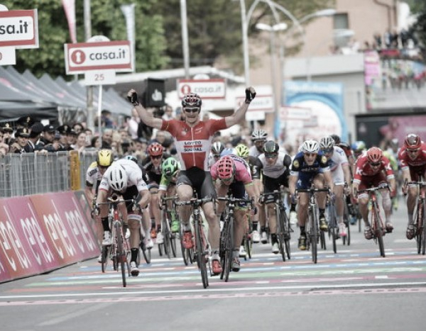 Giro d'Italia, bis di Greipel a Foligno