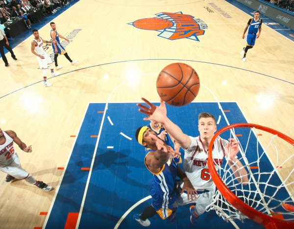 NBA - Golden State fatica ma torna a vincere: Knicks battuti 112-105