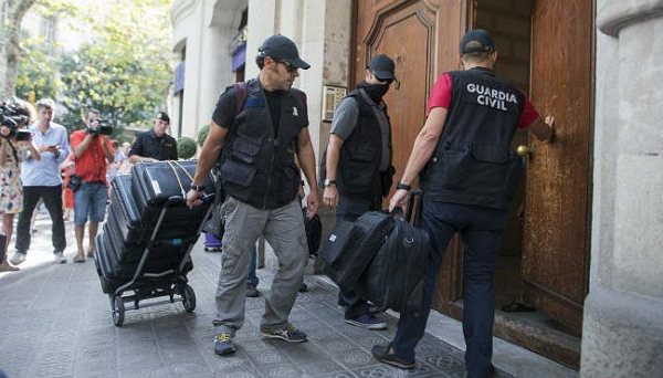 La Guardia Civil registra la fundación Catdem por presuntas comisiones ilegales