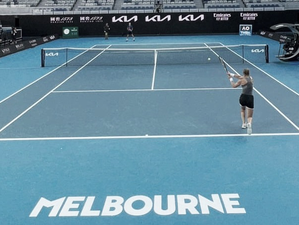 Bia Haddad admite decepção com queda na estreia do Australian Open: "Senti a pressão"
