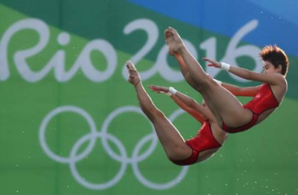 Rio 2016- Tuffi, sincro 10 metri donne: terzo oro per la Cina, argento Malesia, bronzo thrilling per il Canada