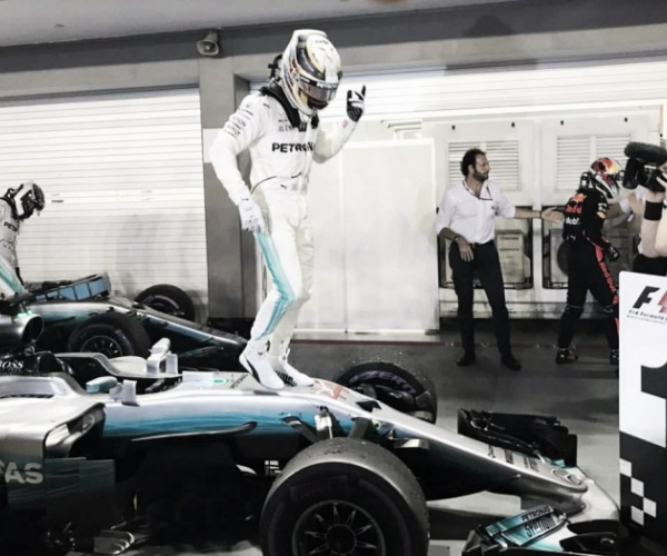 Lewis Hamilton: "Empezó a llover, sabía que iba a ganar"