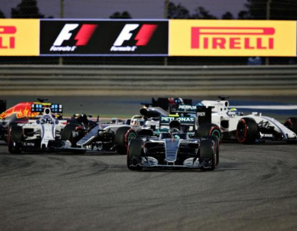 F1 Cina, Hamilton arretrato di 5 posizioni