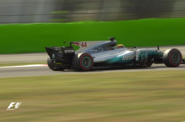 GP Monza - La Mercedes domina le prime libere, la rossa si nasconde