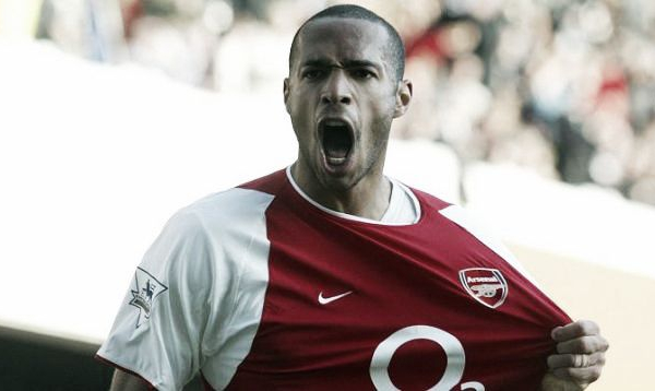 Nas camadas jovens: Thierry Henry está de volta ao Arsenal