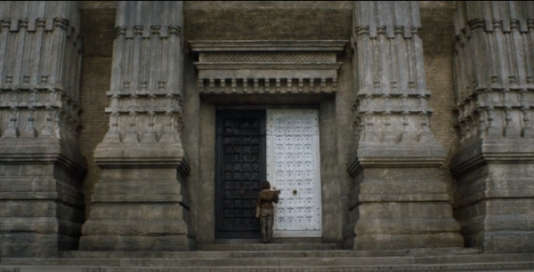 Game of Thrones S5E2: The House of Black and White