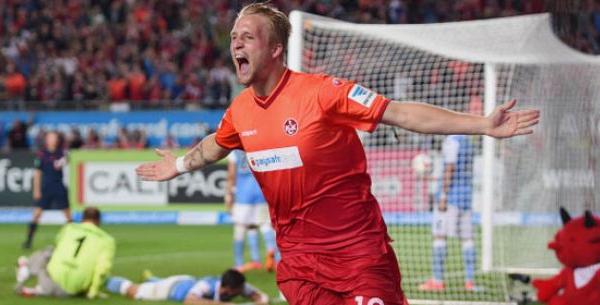 Ten man Kaiserslautern sensationally comeback to defeat 1860 Munich.