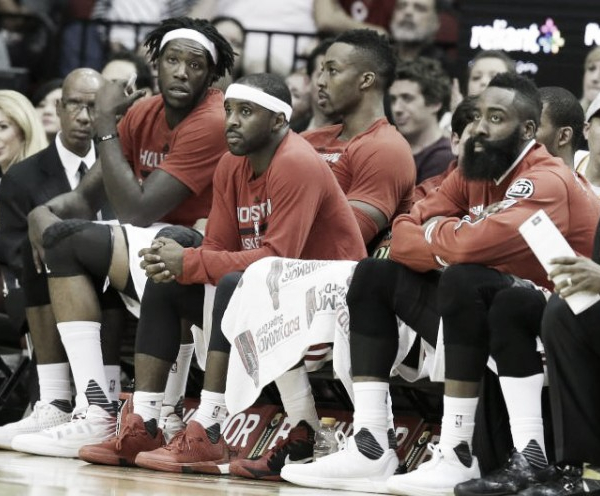 Nba, Houston Rockets: Howard, Harden e uno spogliatoio spaccato