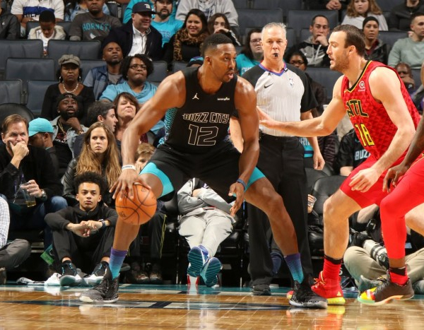 NBA - Charlotte supera Atlanta, New York si ritrova a Phoenix