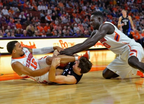 Clemson Tigers Scratch And Claw Their Way To Impressive Win Over No. 9 Duke Blue Devils