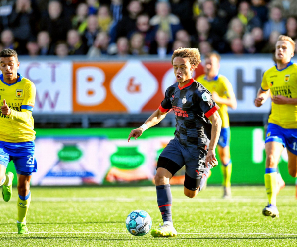 Goles y resumen del PSV 5-2 Cambuur en la Eredivisie