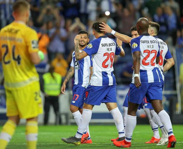 Vitória pesada do FC Porto