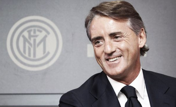 Mancini: "Rimango qui, costruiamo per vincere"