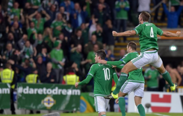 Lafferty segna e l'Irlanda del Nord vince: 3-0 sulla Bielorussia