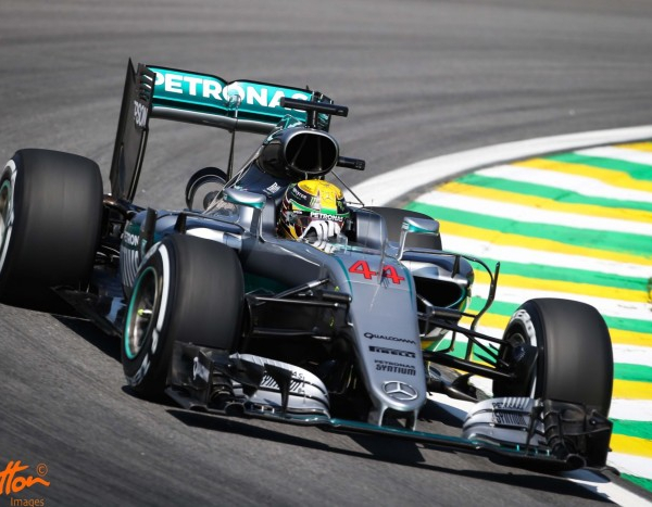 Brazilian GP: Hamilton takes crucial pole