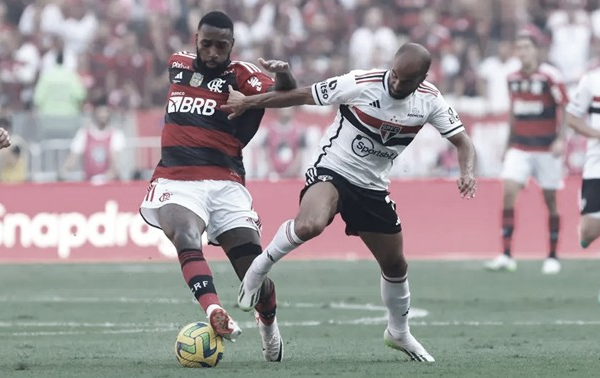 Com chances
remotas,  Flamengo enfrenta o São Paulo em busca do título do Brasileirão