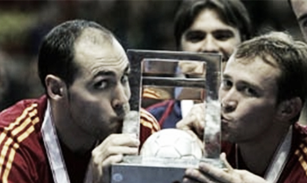 Serial Mundiales de Futsal: Taiwán 2004, España extiende su dominio