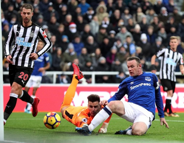 Premier League - L'Everton espugna di misura Newcastle (0-1): decide Rooney