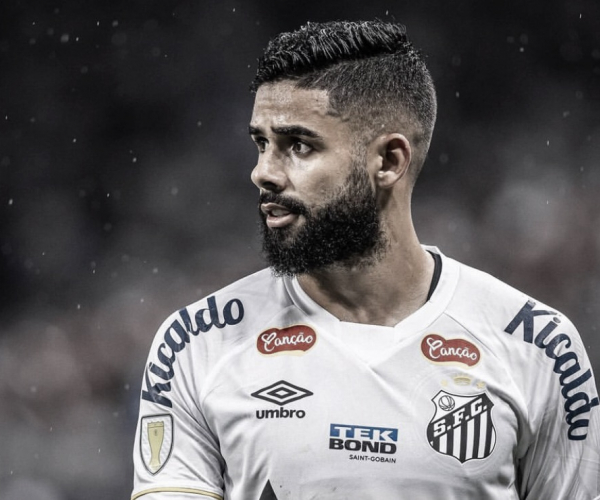 Santos rescinde contrato com Felipe Jonatan 
