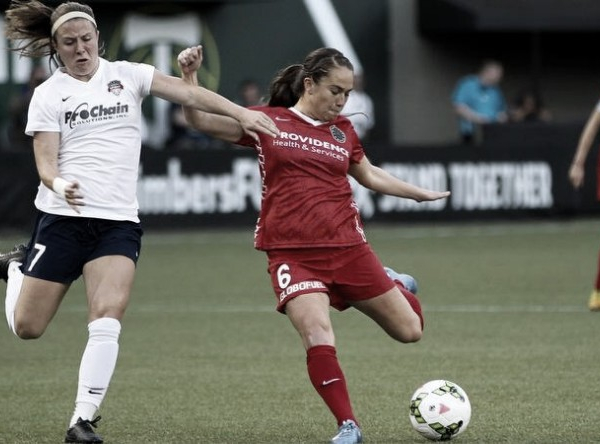 Portland Thorns re-sign Emily Menges and Mana Shim