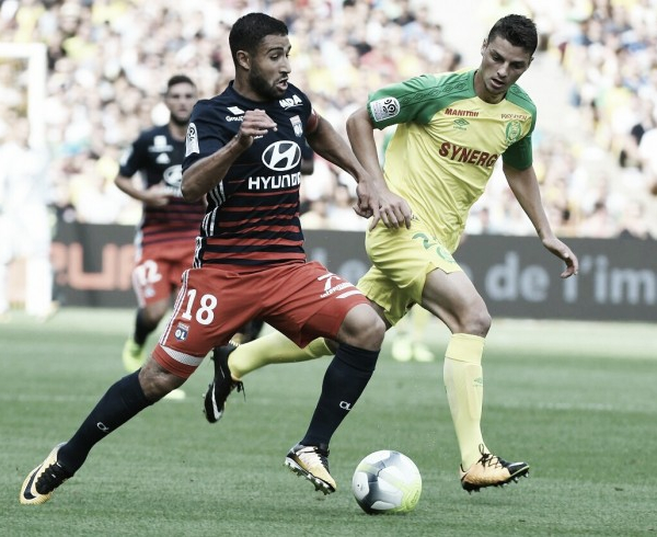 Em jogo de poucas oportunidades, Lyon empata sem gols com Nantes