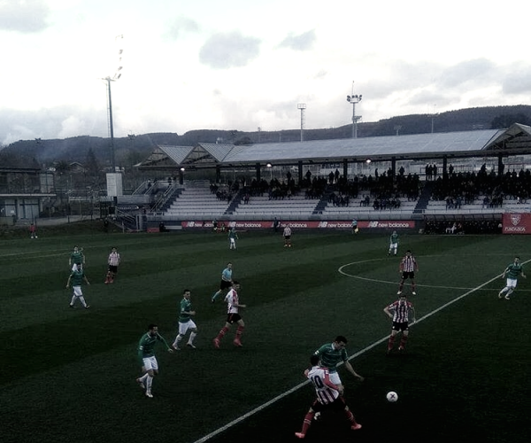 Un gran gol de Guruzeta tumba al Leioa e impulsa al Bilbao Athletic
