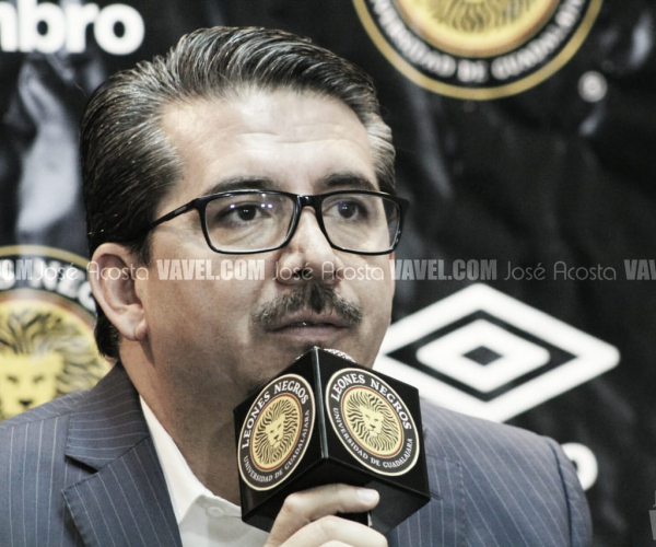 Alberto Castellanos: "Le ofrecimos a Bravo jugar, dependerá de él"