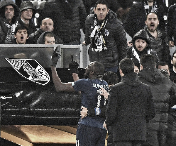 Moussa Marega sofre racismo em jogo do FC Porto e reage: "Vá se f..."