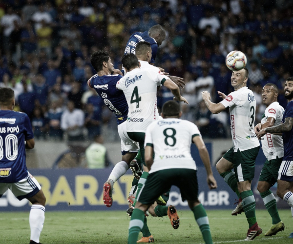 Cruzeiro joga mal, mas derrota Uberlândia no Mineirão