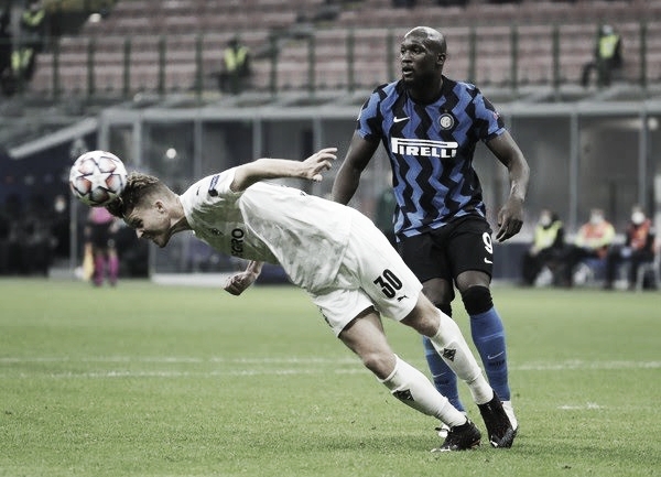 Lukaku faz dois, mas Internazionale empata com Mönchengladbach na estreia da Champions