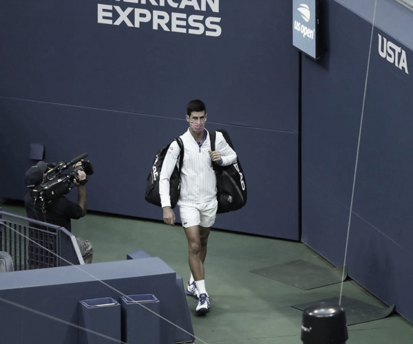 Djokovic, descalificado del US Open